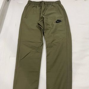 Nike cargo pants